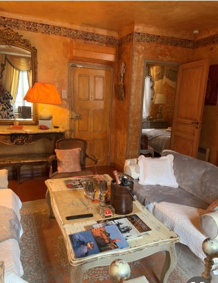 Appartement De Luxe Au Coeur De Сен Тропе Екстериор снимка