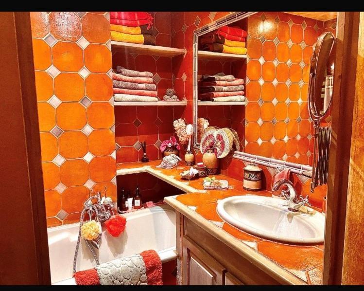 Appartement De Luxe Au Coeur De Сен Тропе Екстериор снимка