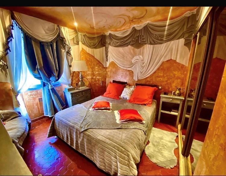 Appartement De Luxe Au Coeur De Сен Тропе Екстериор снимка